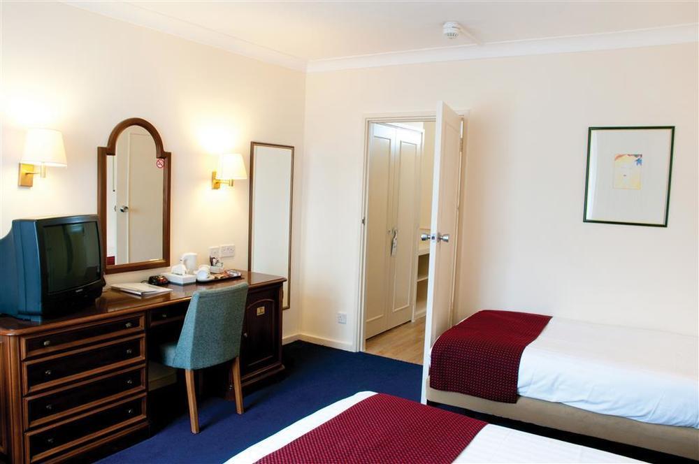 The Bell Hotel Epping Pokoj fotografie