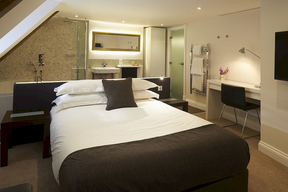 The Bell Hotel Epping Exteriér fotografie
