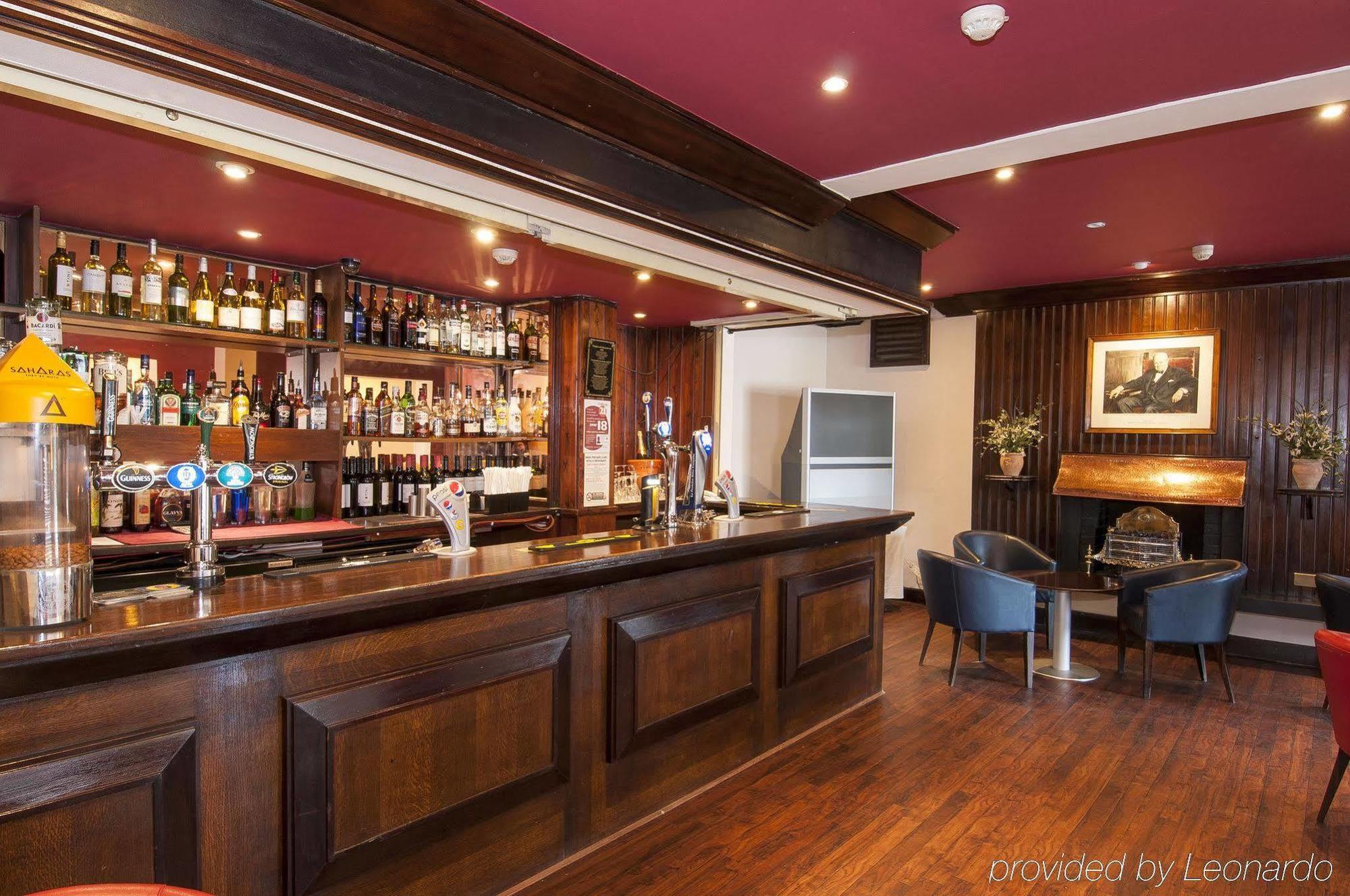The Bell Hotel Epping Exteriér fotografie